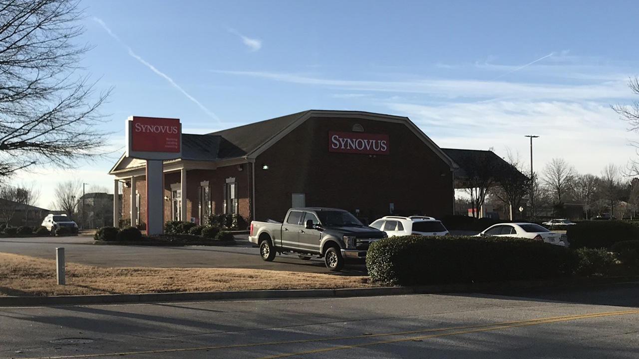 Synovus Bank 01