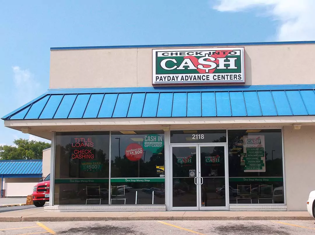 Check Into Cash 01