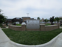 UMB Bank (with drive-thru services) 03