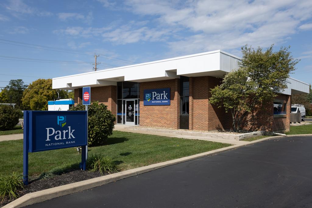 Park National Bank: Hebron Office 01