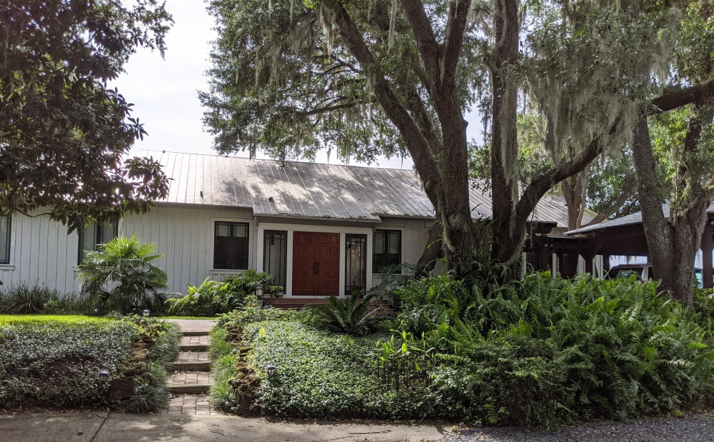 Schatt Realty : Contact Us 01