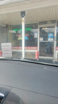 Cash Link Check Cashing 04