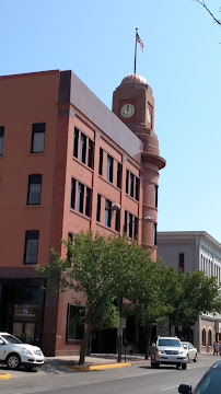 Fifth Third Bank & ATM 02
