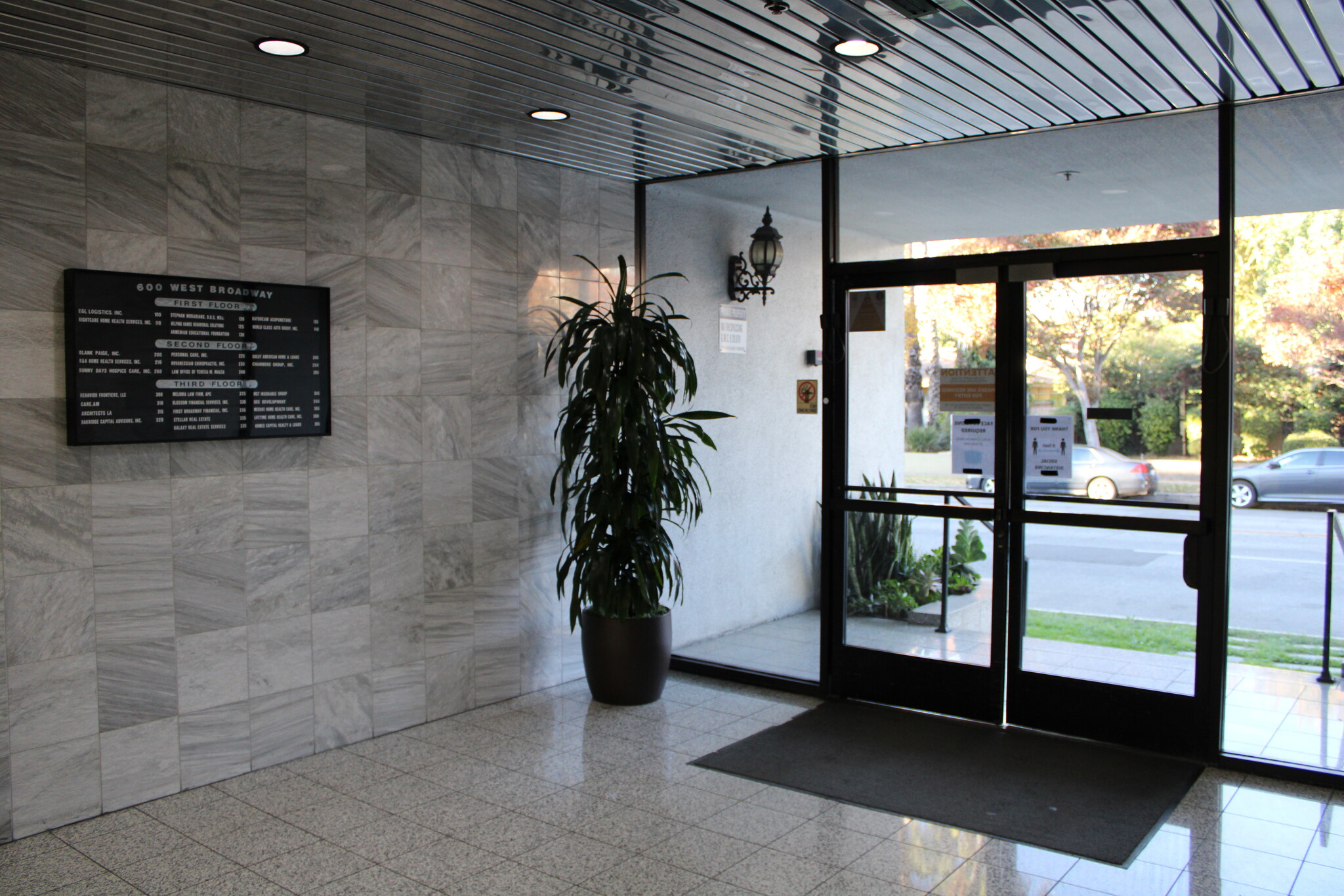 Homes Capital Realty & Loans 01