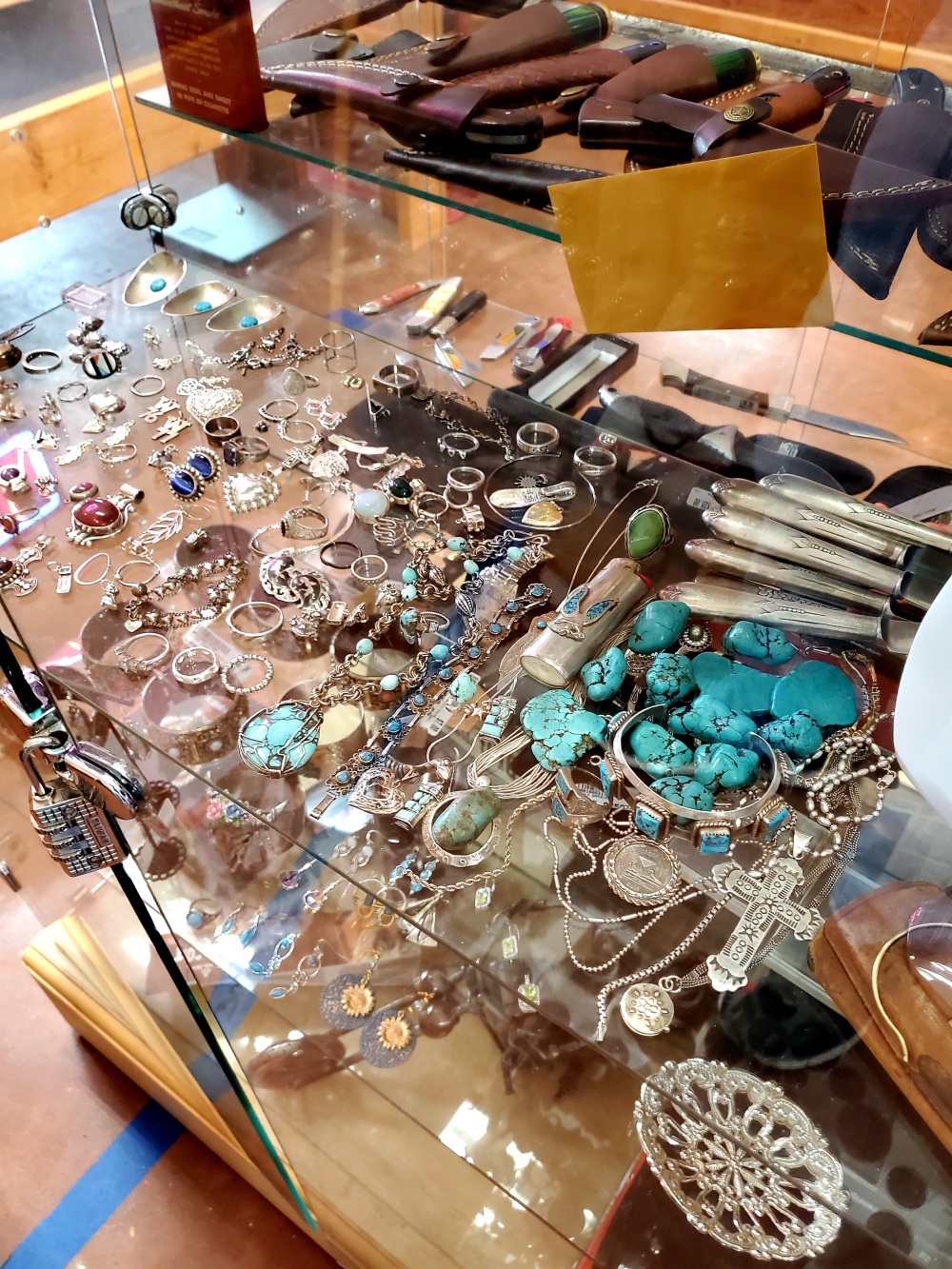 Lake Area Pawn LLC 01