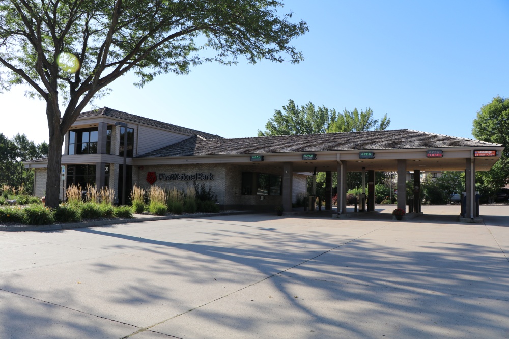 The First National Bank in Sioux Falls 01