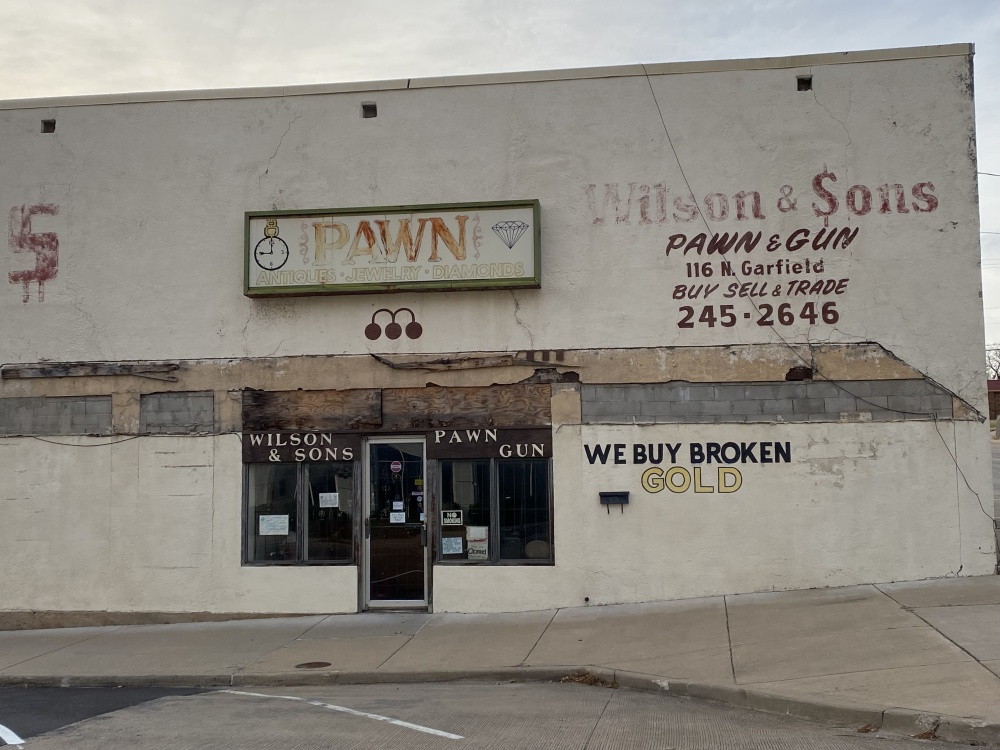 Wilson & Son's Pawn & Gun 01