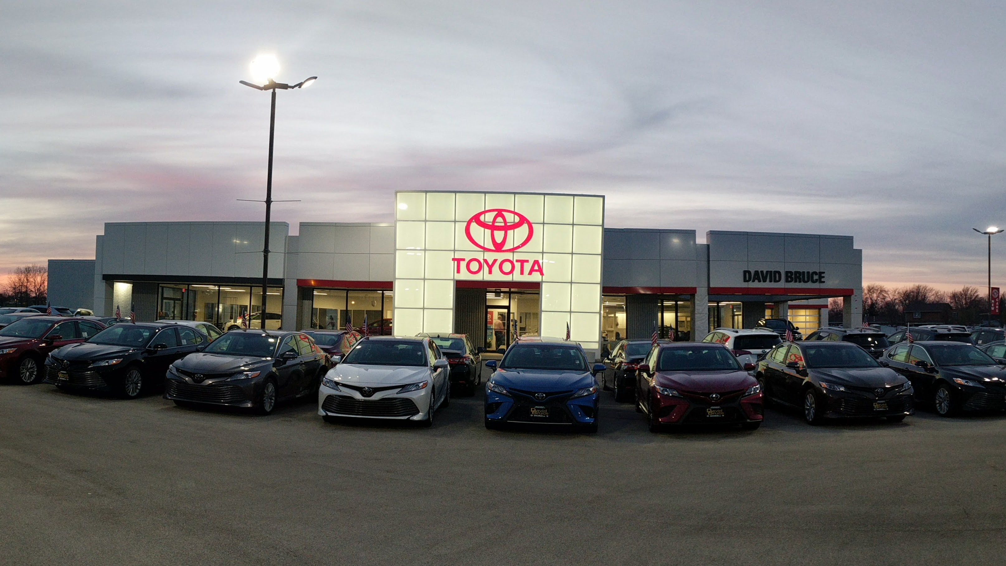 Toyota of Bourbonnais 01