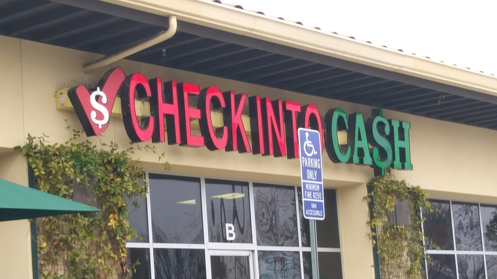 Check Into Cash 01
