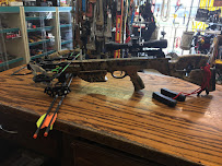82 Pawn Shop 02