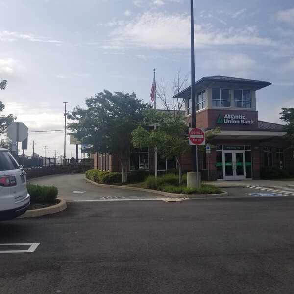 Atlantic Union Bank 01