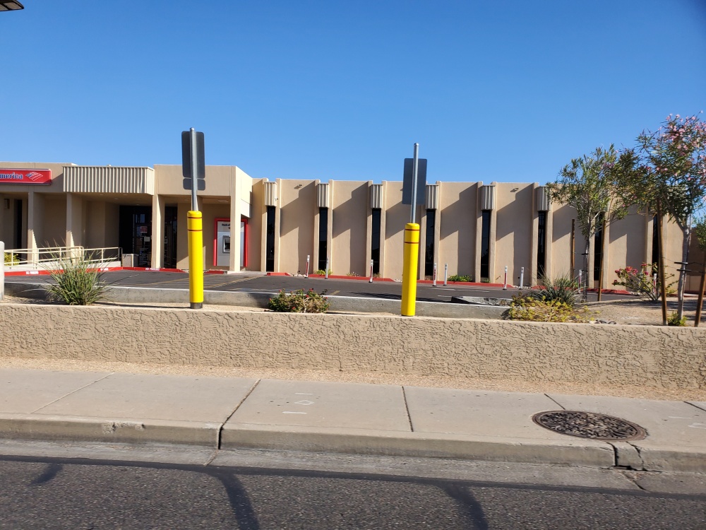 Bank of America (with Drive-thru ATM) 01