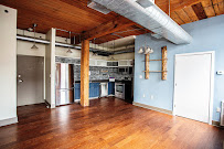 The Porchlight Group at William Raveis Real Estate 02