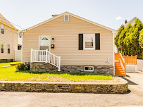 The Porchlight Group at William Raveis Real Estate 03