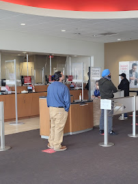 Bank of America (with Drive-thru ATM) 02