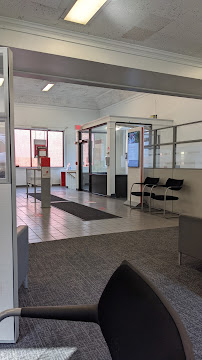 Santander Bank Branch 02