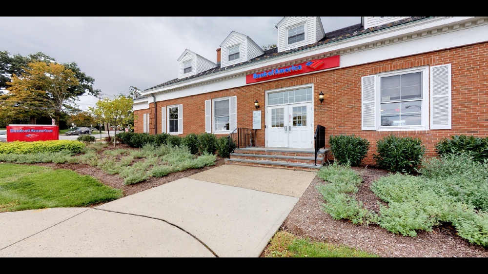 Bank of America (with Drive-thru services) 01