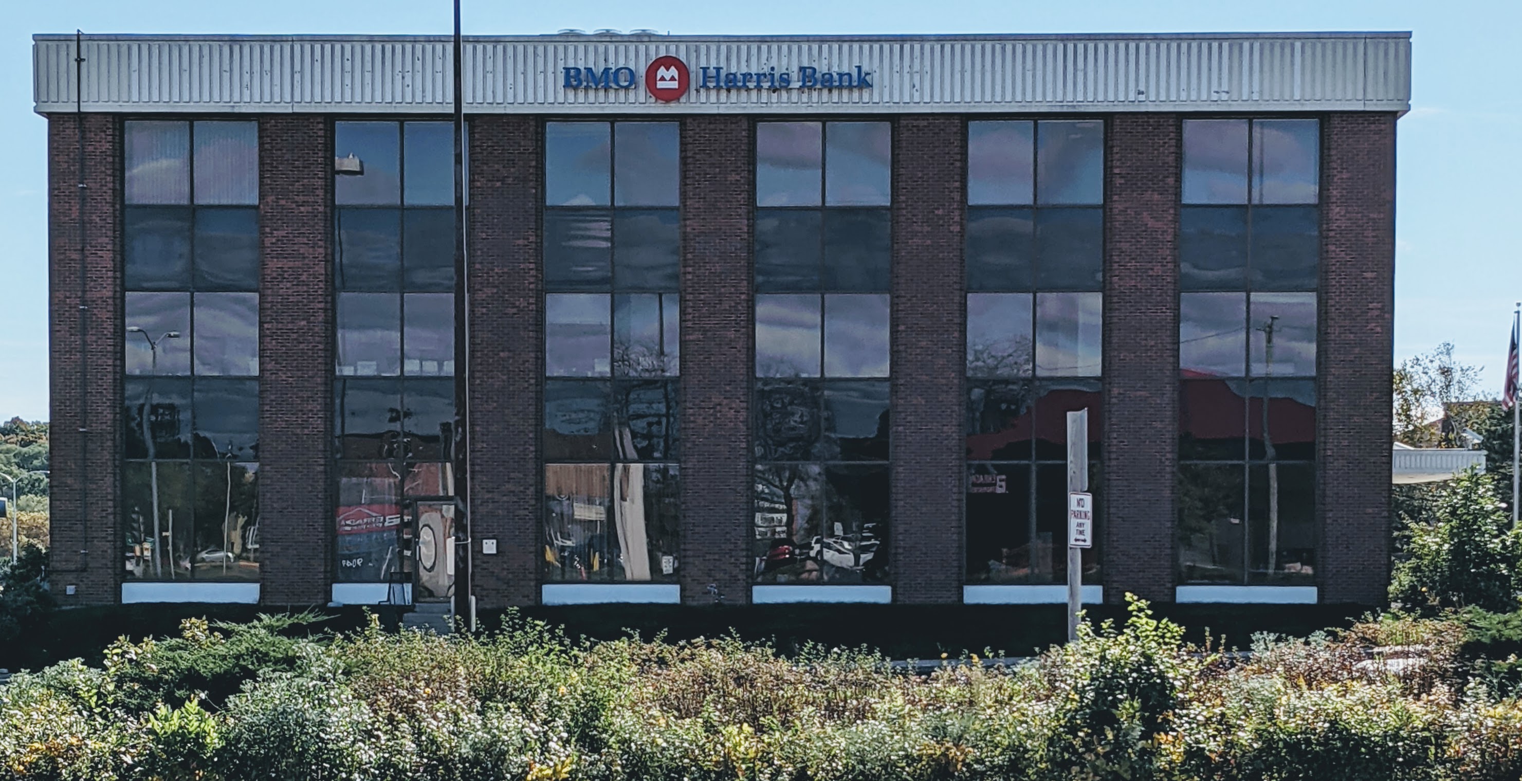 BMO Harris Bank 01