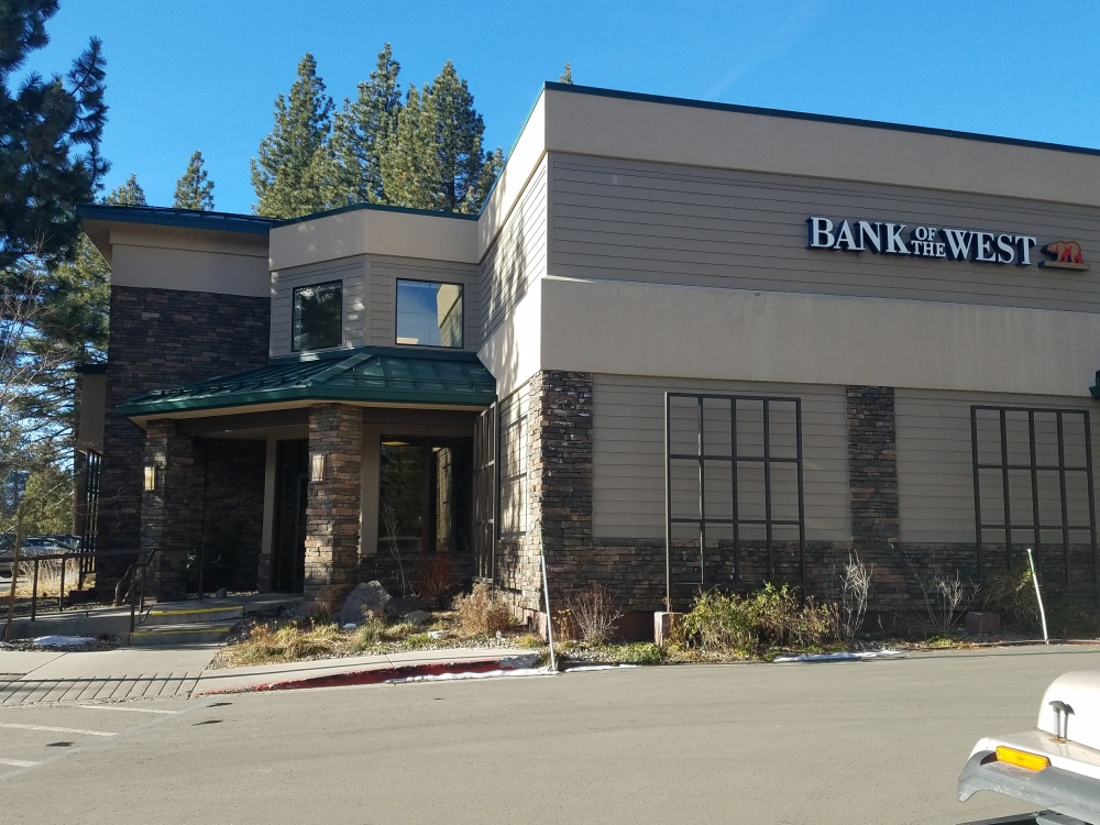 Bank of the West 01