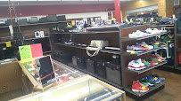 CenTex Pawn 04