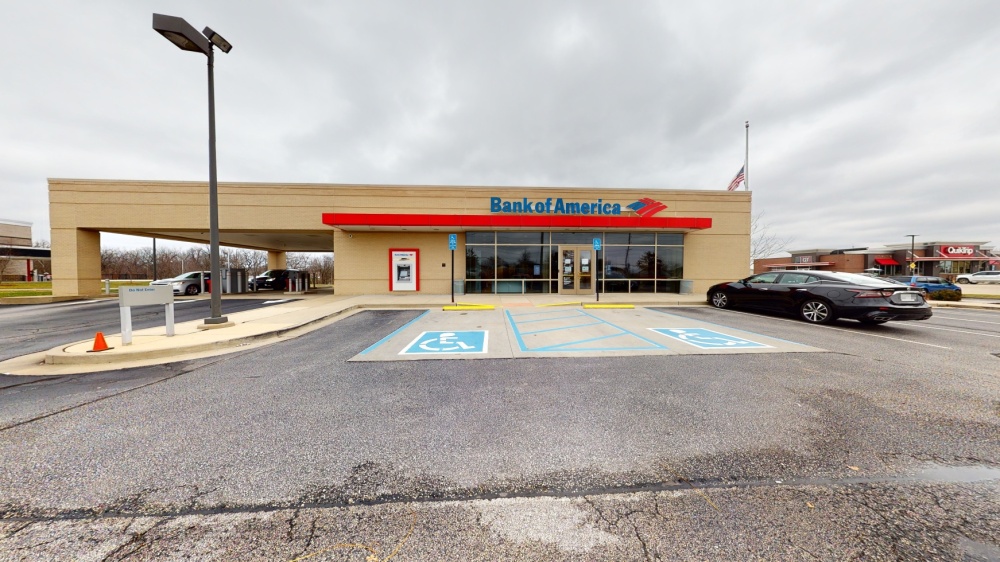 Bank of America (with Drive-thru ATM) 01