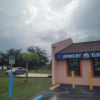 Port City Pawn 02