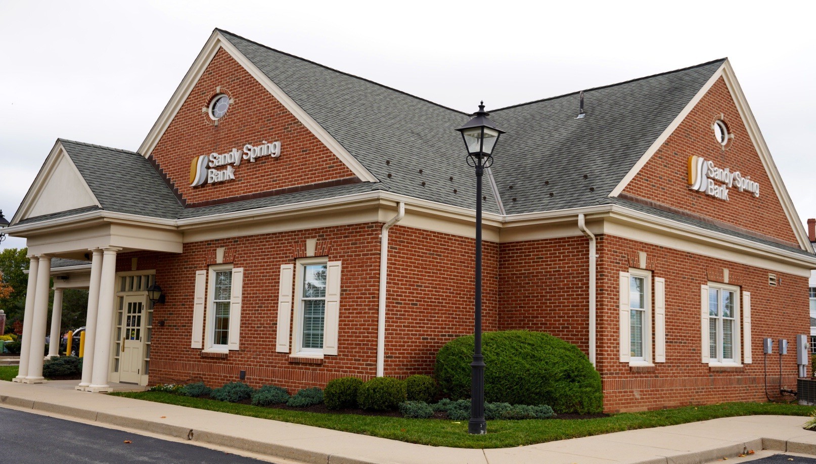 Sandy Spring Bank 01