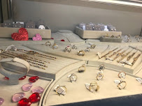 Platinum Jewelry & Loan 03