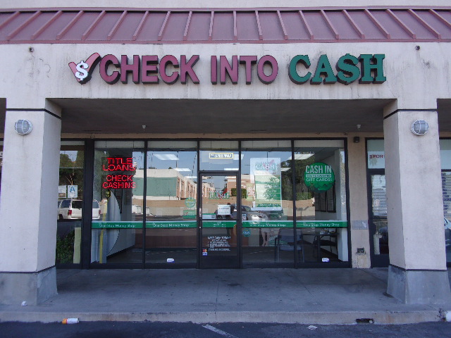 Check Into Cash 01