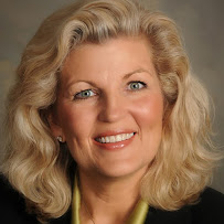 Susan Cowles 04