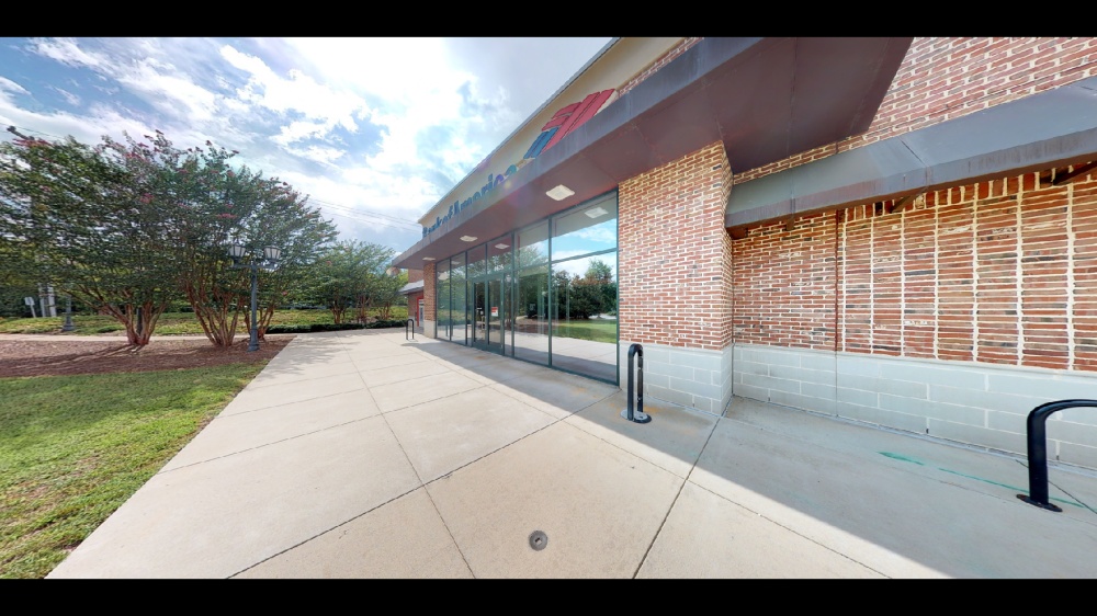Bank of America (with Drive-thru ATM) 01