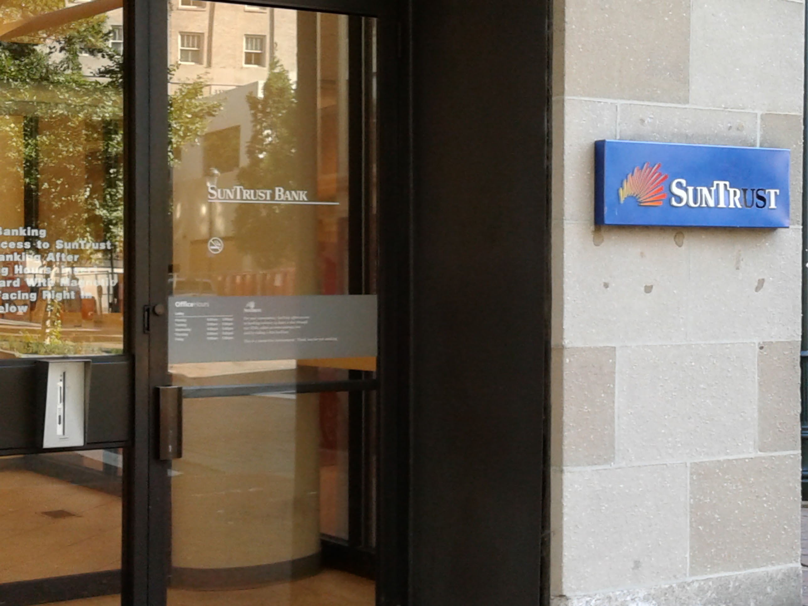 SunTrust 01