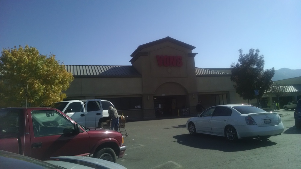 ATM (Wells Fargo Bank) 01