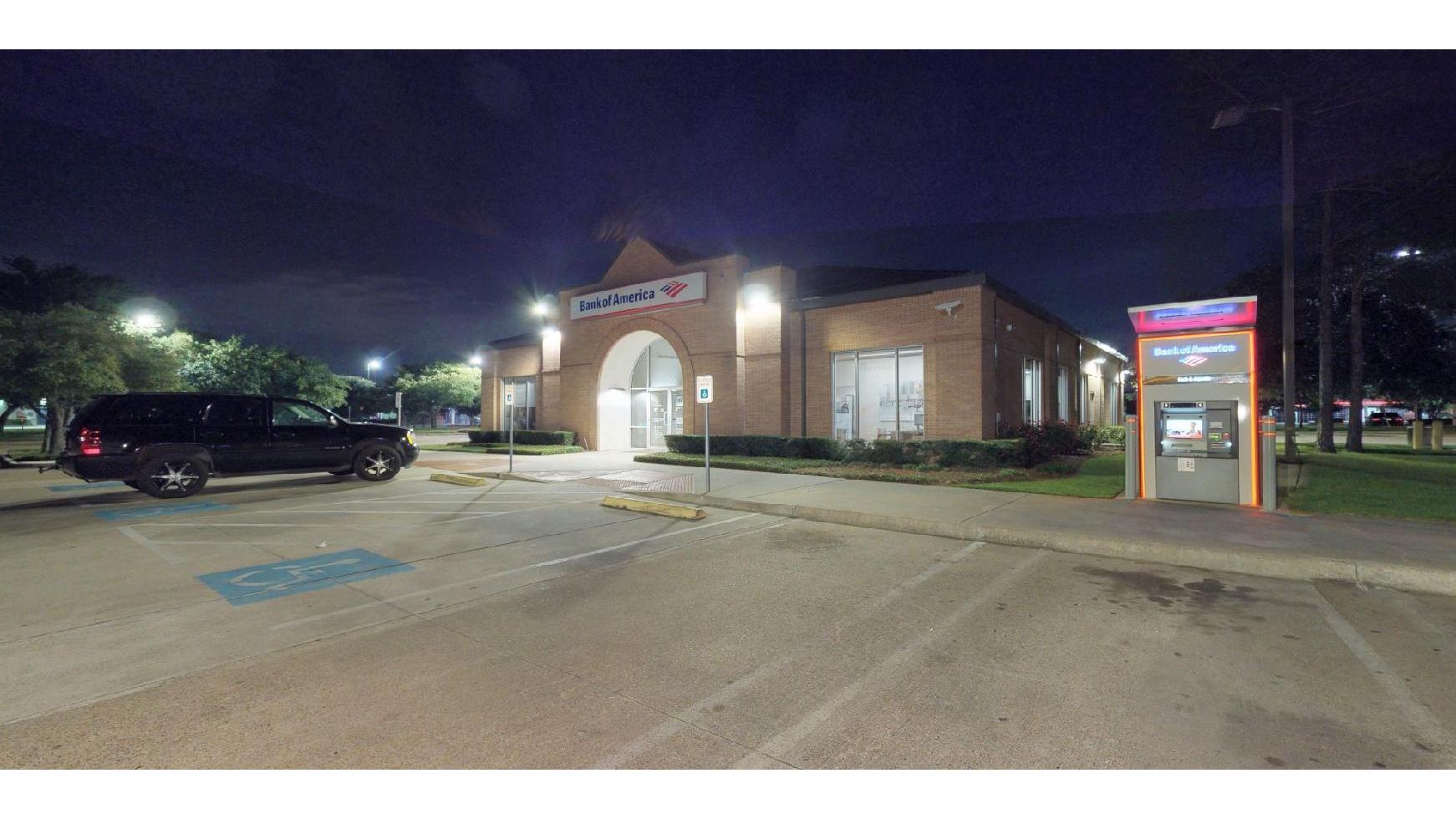 Bank of America (with Drive-thru ATM) 01