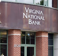 Virginia National Bank: Pantops Office 02