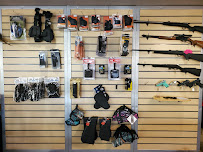 Santa Fe Pawn 03