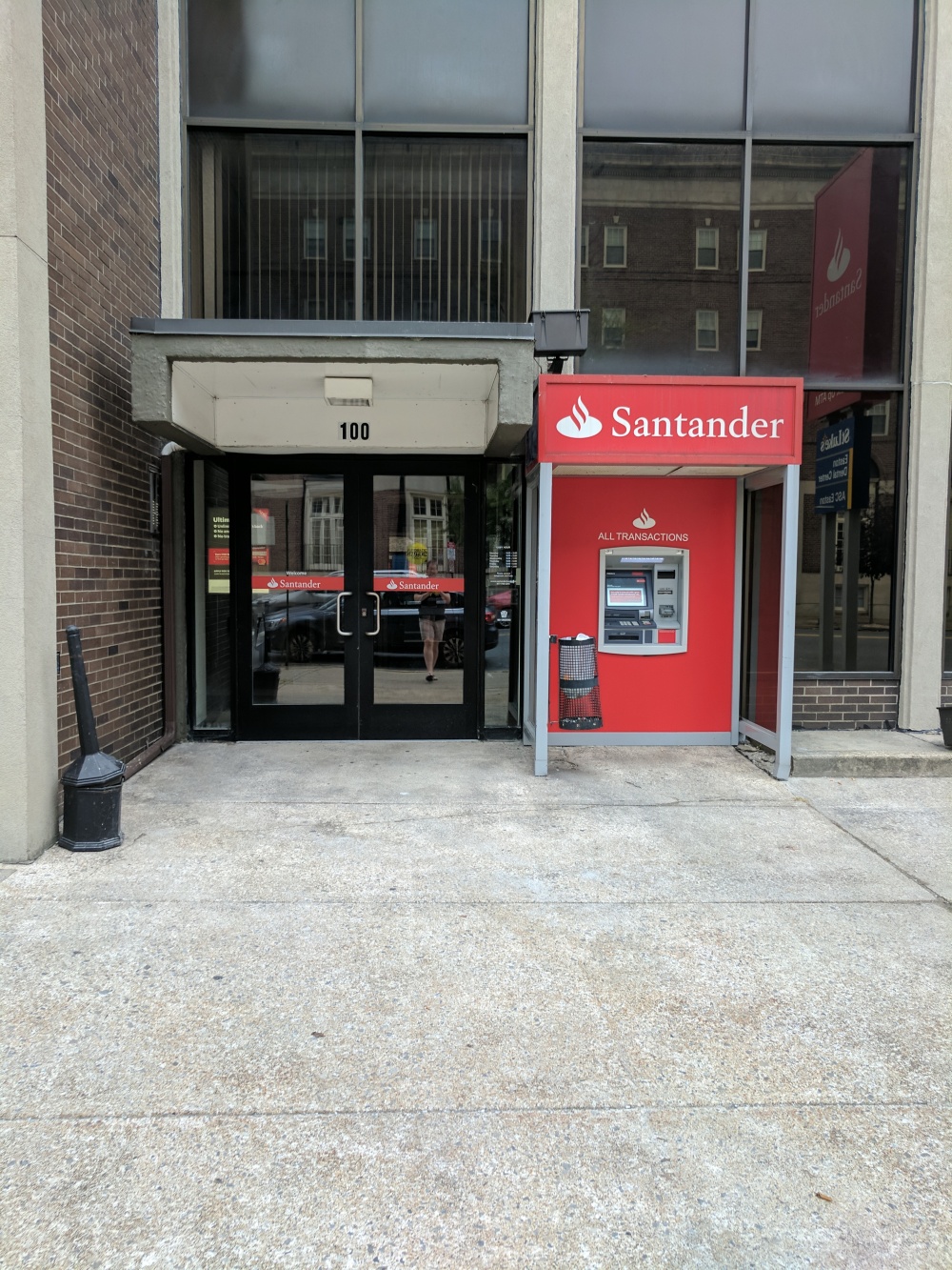 Santander Bank Branch 01
