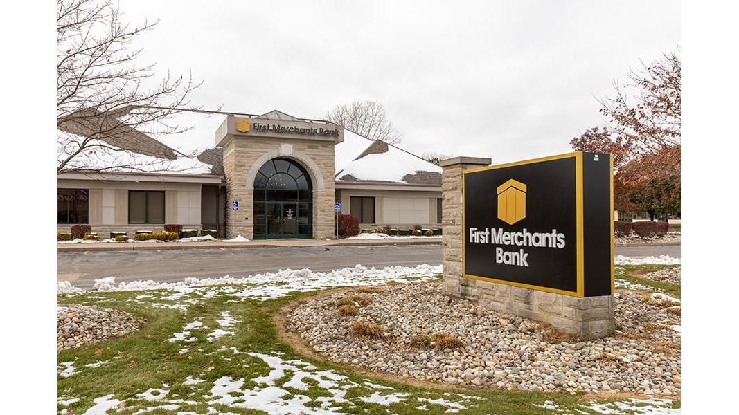 First Merchants Bank 01