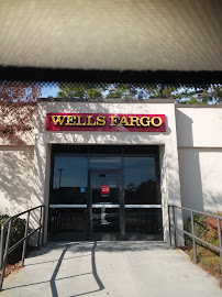 Wells Fargo Bank 02