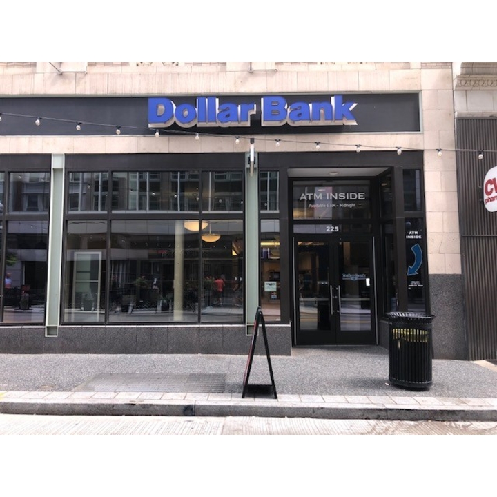 Dollar Bank 01