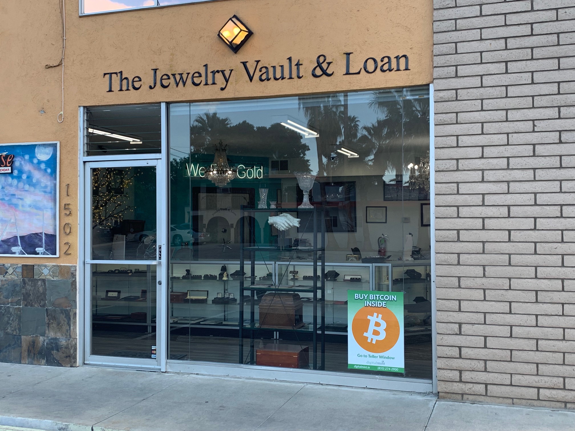 DigitalMint Bitcoin ATM Teller Window 01