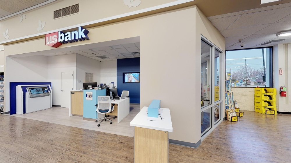 U.S. Bank Branch 01