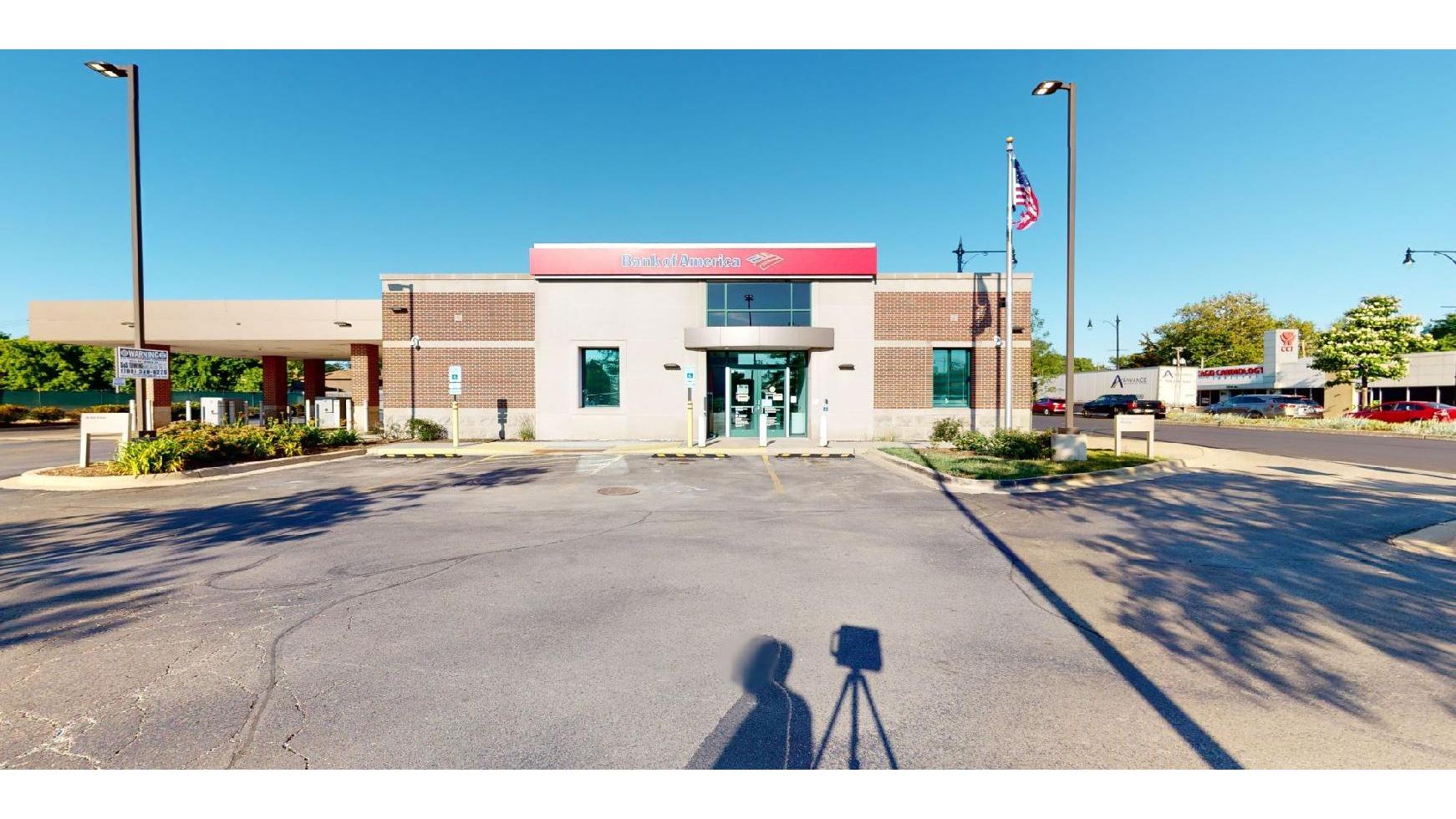 Bank of America (with Drive-thru ATM) 01
