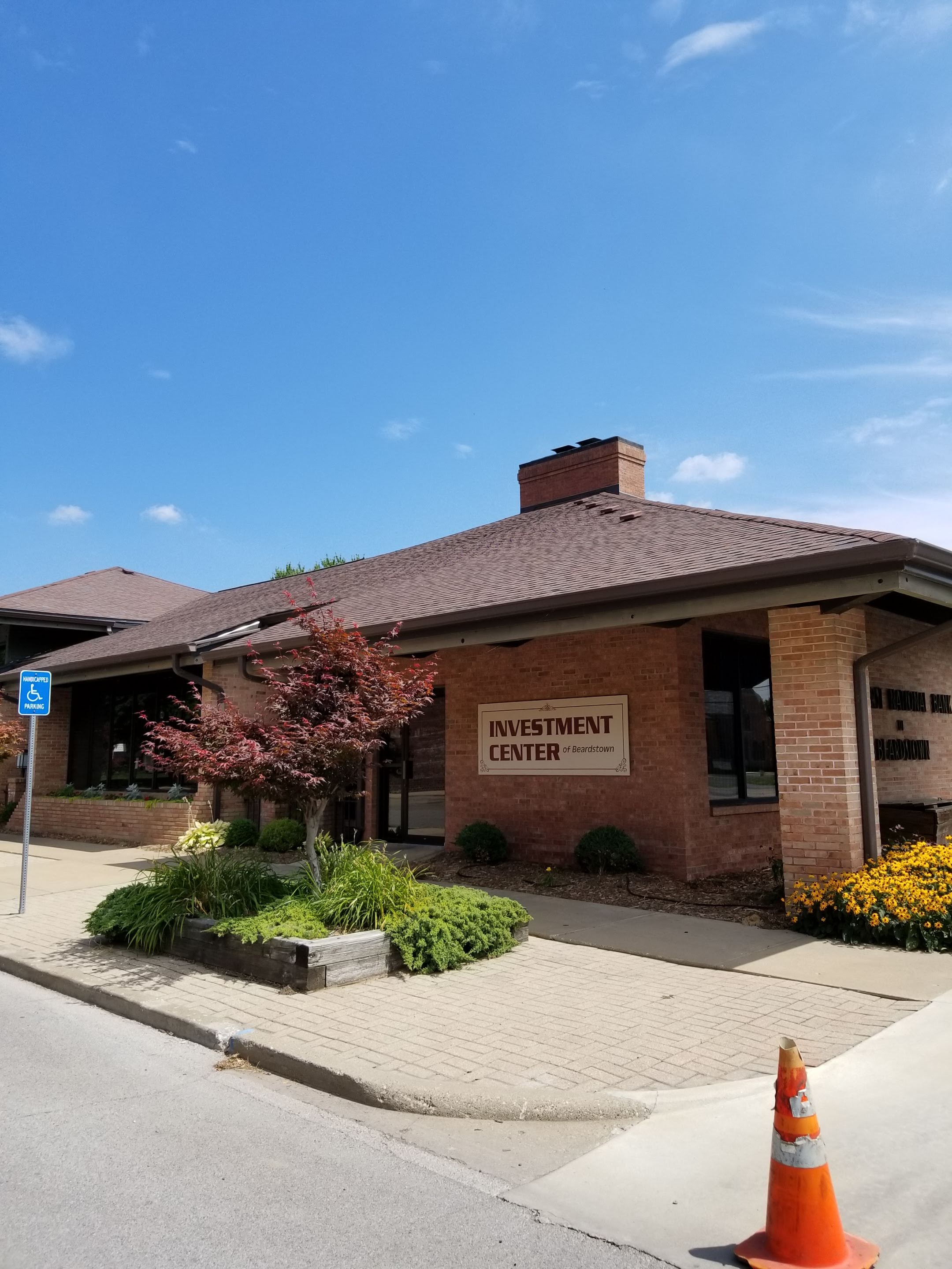 First National Bank-Beardstown 01