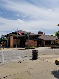 First National Bank-Beardstown 04