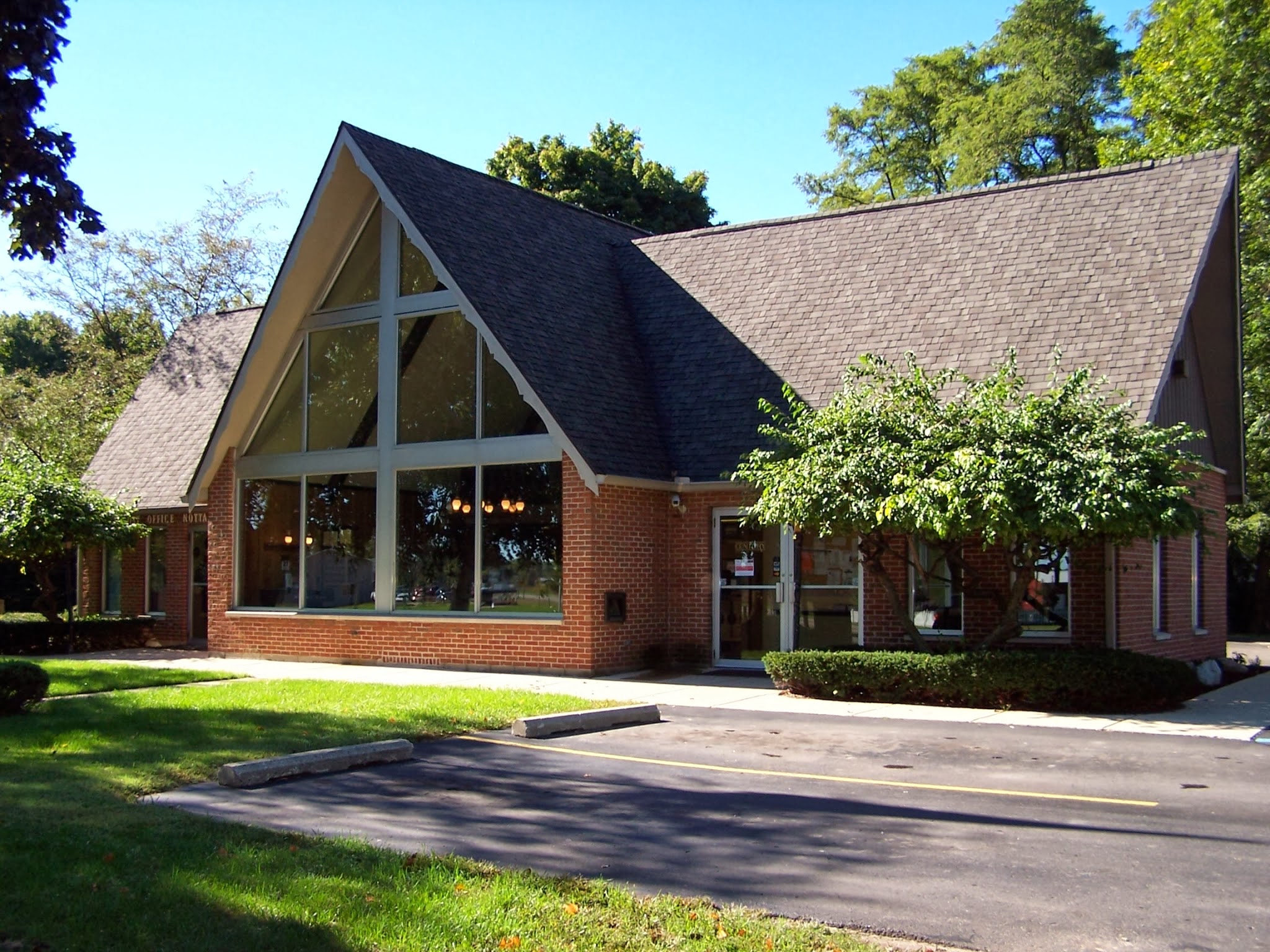 Century Bank and Trust- Nottawa Office 01