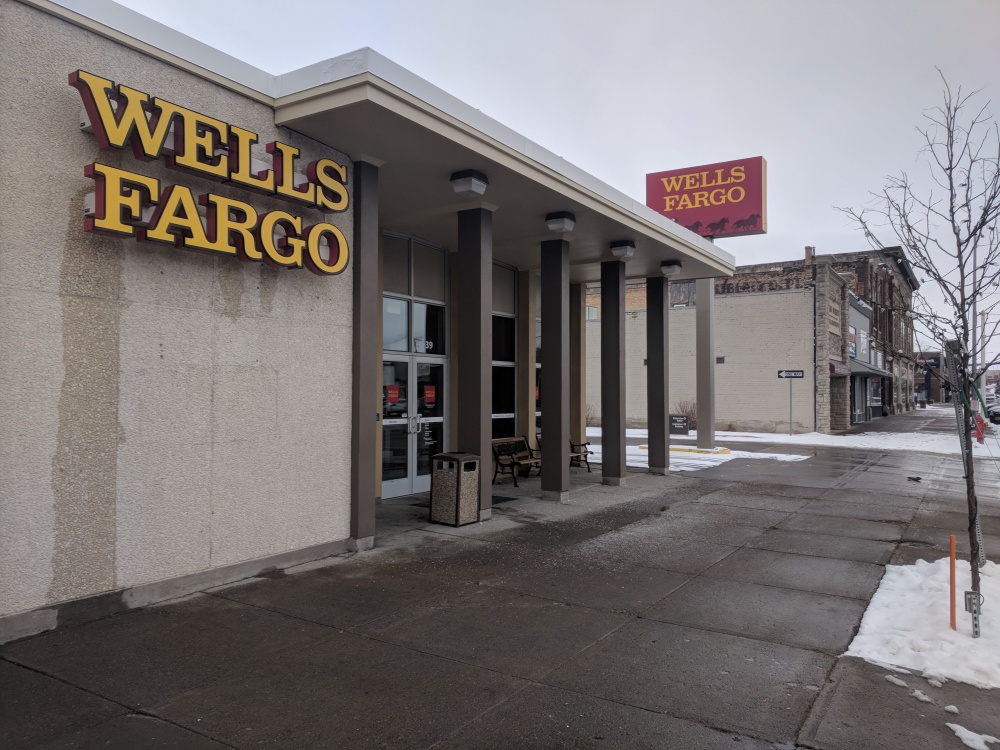 Wells Fargo Bank 01