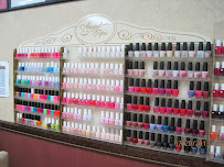 Angel Tips Nails 01