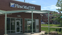 First Mid Bank & Trust St. Louis 01