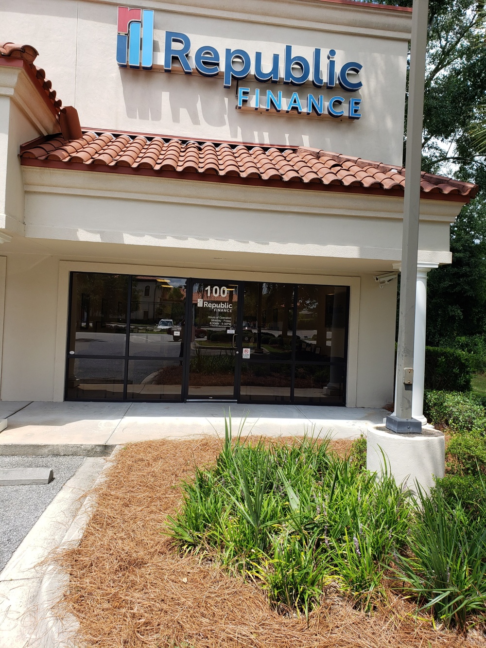 Republic Finance 01